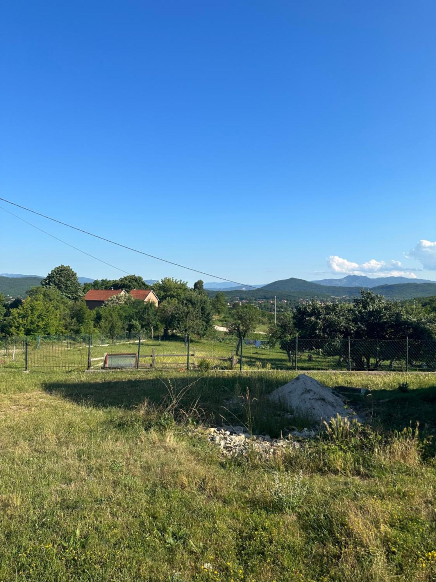Nikšić Gazdinstvo Tadicゲストハウス エクステリア 写真
