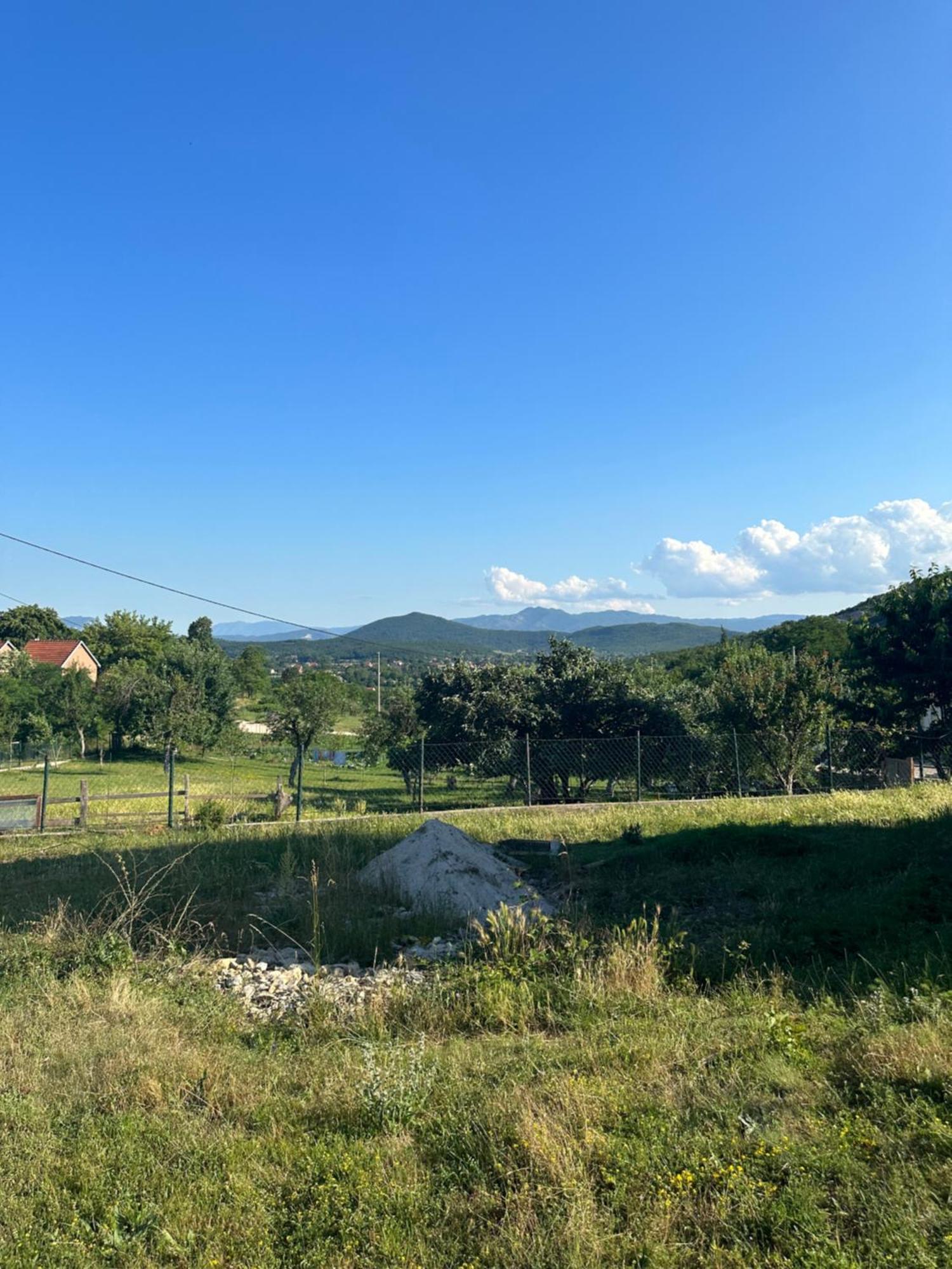 Nikšić Gazdinstvo Tadicゲストハウス エクステリア 写真